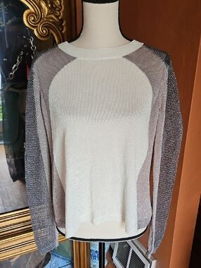 Aiko Cream and Gray Metallic Colorblock Crewneck Sweater With Split Back